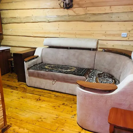 У Віти Номер3 Apartment Synevyrs'ka Polyana Exterior photo